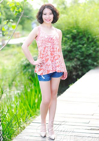 Date the member of your dreams: YangShu ( Sunny ), member in China