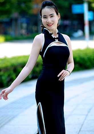 Gorgeous profiles only: member, Asian member Ton hoang ngoc(Ada)