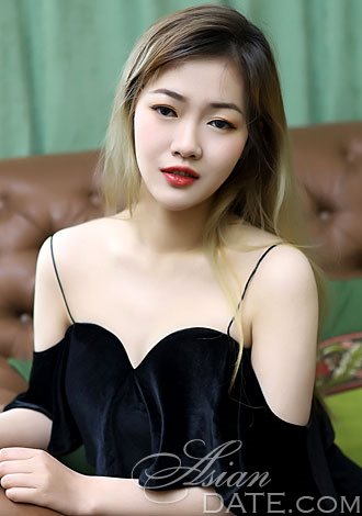 Most gorgeous profiles: Yiman from Changsha, dating Thai member