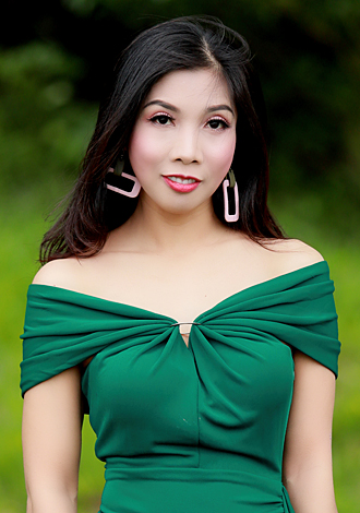 Gorgeous Asian member, member: Thanh Ha (Alice) from Ho Chi Minh City