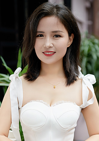 photo of Asian member: Qiuni from Lanzhou