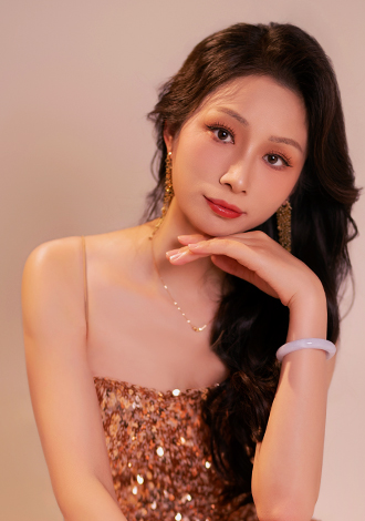 Most gorgeous profiles: beautiful Asian dating partner Chunxia from Guangzhou